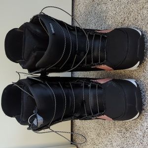 Burton limelight women's speed lace snowboarding boots 7 black